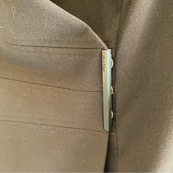 Calvin Klein Black Size 4 Dress Beautiful Tailored Like New Dress - Picture 5 of 9